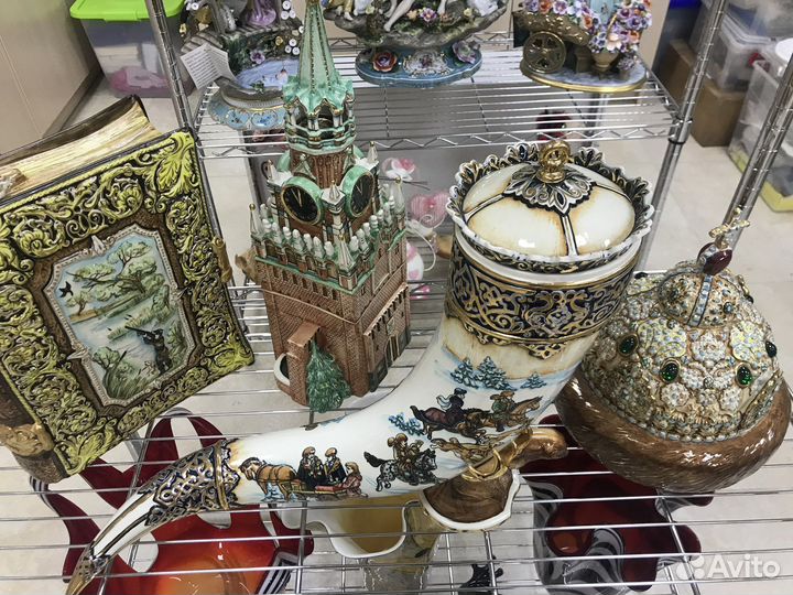 Фигуры коллекционные, статуэтки и кружки