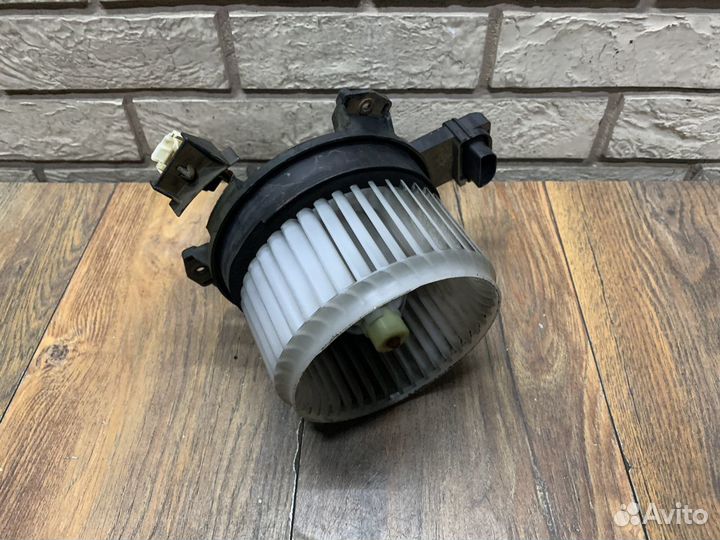 Kia Optima IV Моторчик отопителя