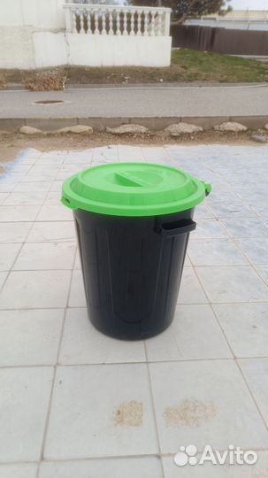 Уличная мусорка