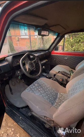 LADA 4x4 (Нива) 1.7 МТ, 1994, 150 000 км