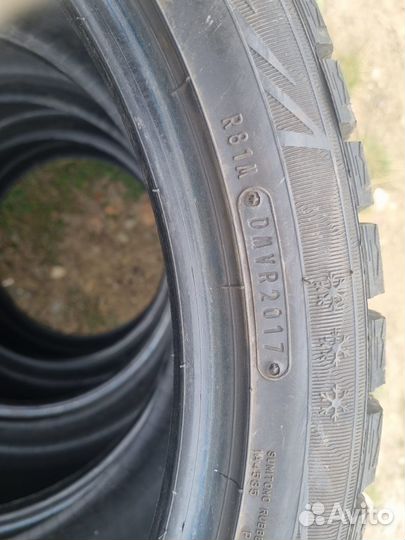 Dunlop SP Winter Ice02 275/35 R20