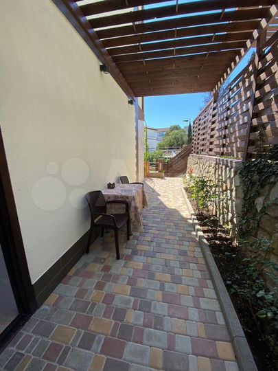 Комната 100 м², 3/3 эт.