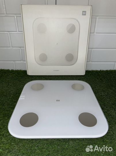 Умные весы Xiaomi Mi Body Composition Scale 2