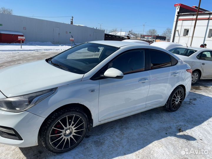 Hyundai Solaris 1.6 МТ, 2018, 657 000 км