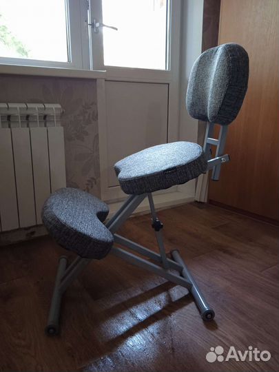 Ортопедический стул для школьника