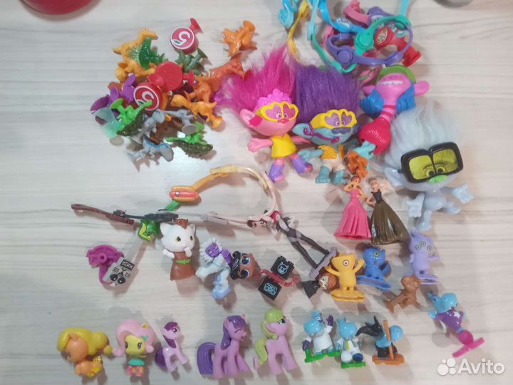 Лот игрушек