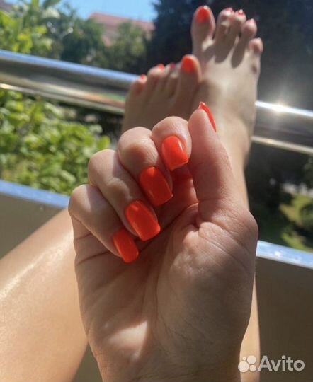 Маникюр, педикюр