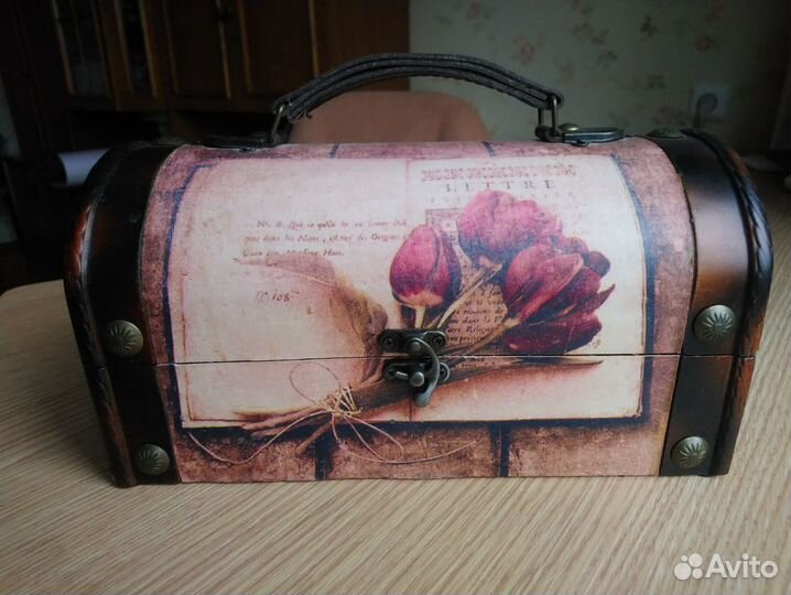 Шкатулка деревянная