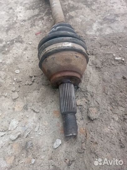 Полуось (привод) передний левый Ford Focus 1