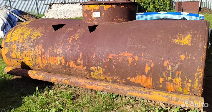 Бочка от бензовоза 7 кубовая