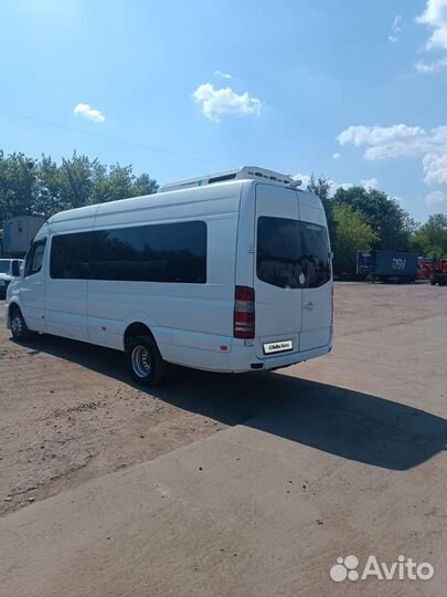 Туристический автобус Mercedes-Benz Sprinter, 2012