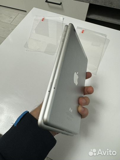 iPad Mini 16Gb WiFi Новое Стекло Обход