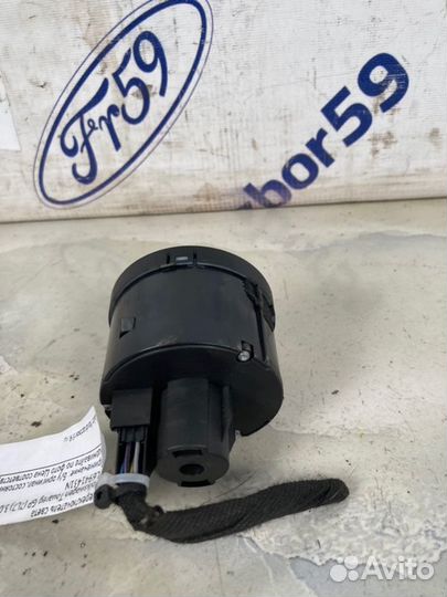 Переключатель света Volkswagen Touareg GP (7L7)