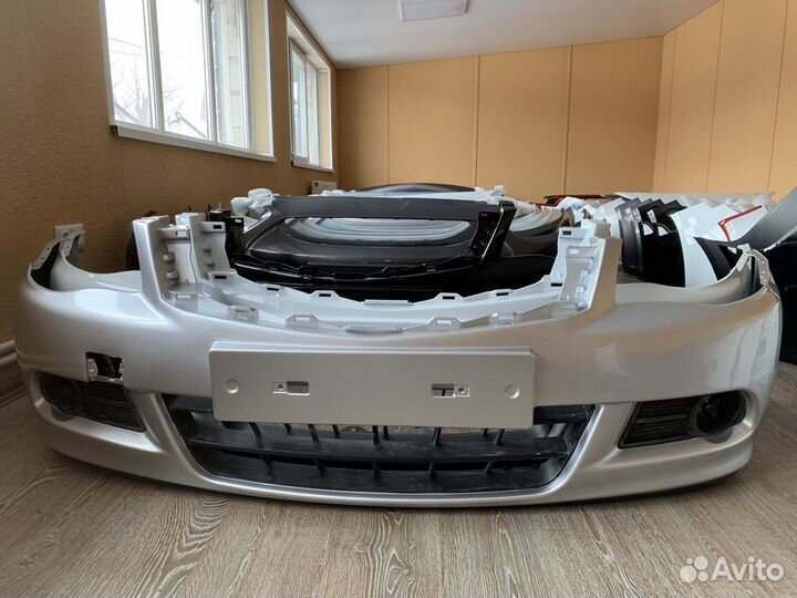 Бампер передний Nissan Almera G15 Серебристый ZBD