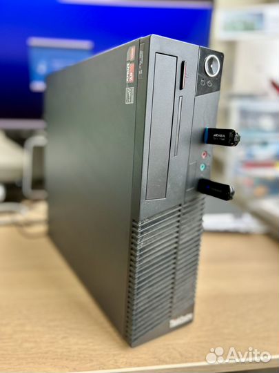 Lenovo ThinkCentre M79