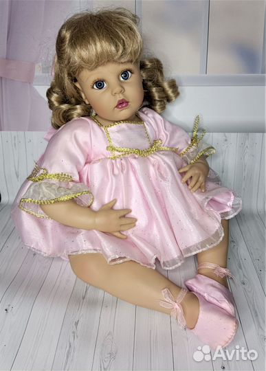 Коллекционная кукла