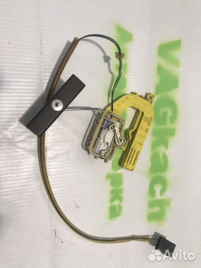 Датчик уровня топлива audi a8 d3. 2005г