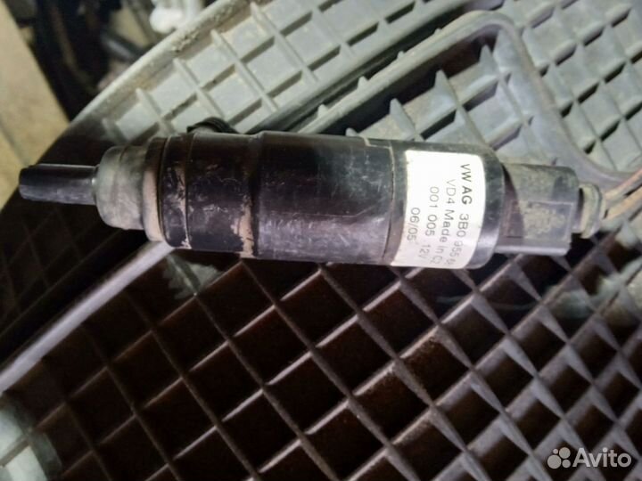 Насос омывателя audi