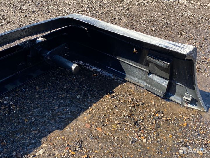 Бампер задний Audi 100 C3