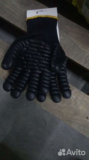 Перчатки защитные