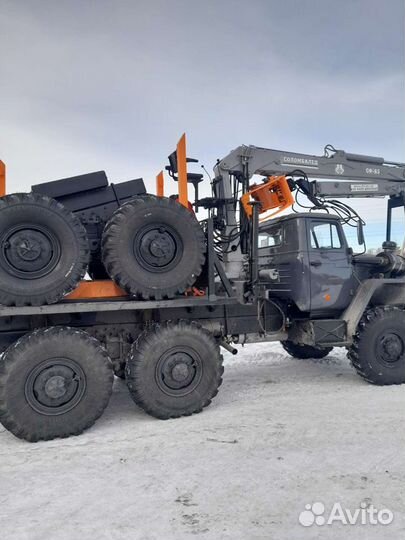 Лесовоз Урал