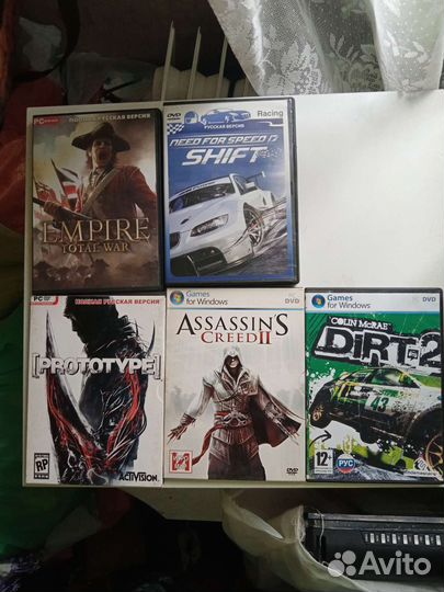 Компьютерные игры сталкер, call OF duty, GTA