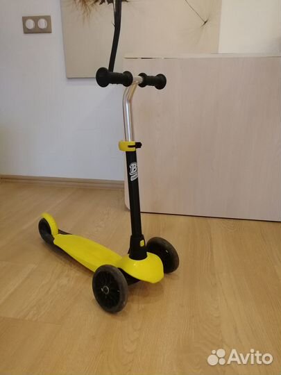 Самокат детский трехколесный