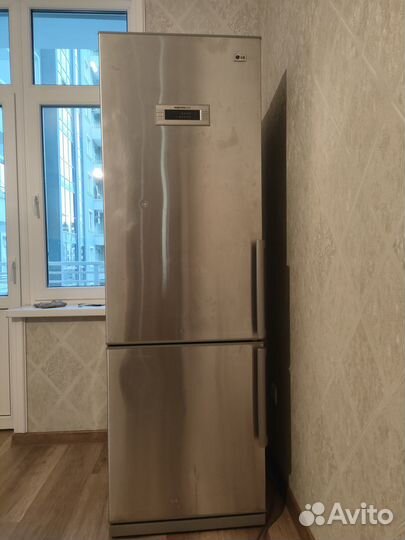 Холодильник LG