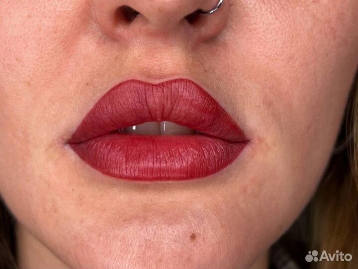 Перманентный макияж бровей губ