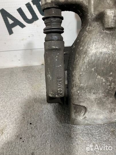 Суппорт задний левый Mercedes-Benz Gle-Class W292