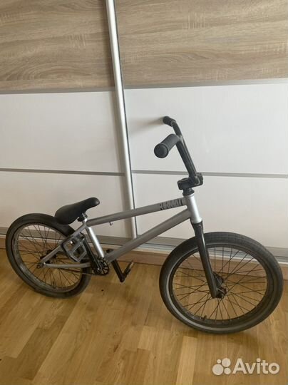 Трюковой велосипед bmx