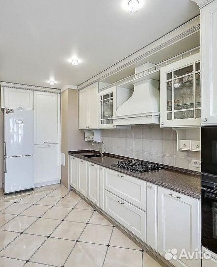 Кухня в потолок