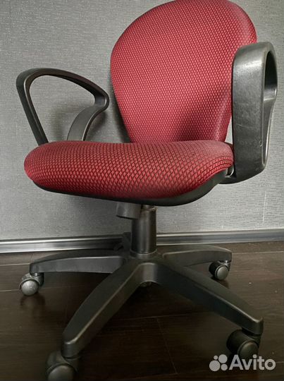 Компьютерное кресло