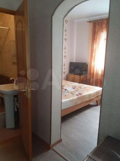 Комната 15 м² в 3-к., 2/2 эт.