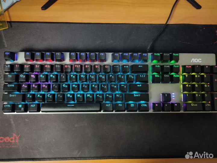 Игровая клавиатура механика AOC Gk410