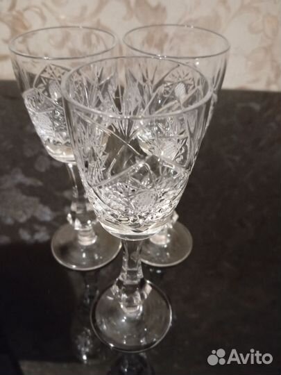 Хрустальные рюмки на ножке СССР 3 шт