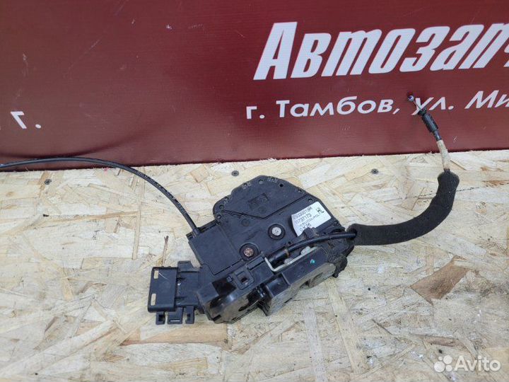 Замок двери задний левый Renault Fluence