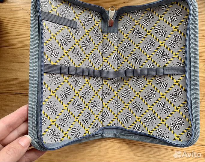 Пенал школьный новый