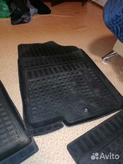 Резиновые коврики кия рио 3