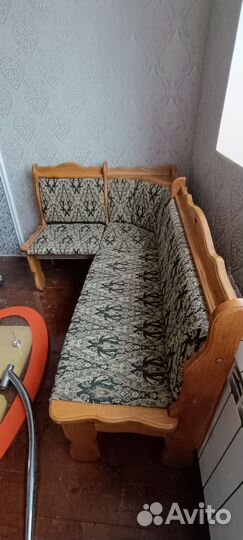 Кухонный уголок массив