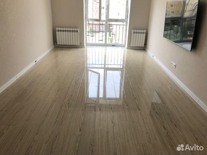 Укладка ламината, наливные полы