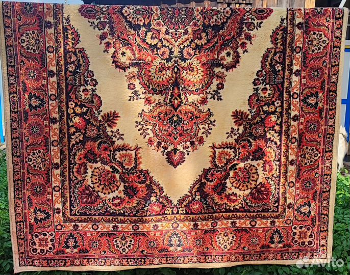 Ковер жаккардовый