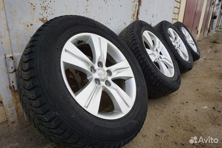 Комплект оригинальных колес R17 Kia зима 225/65