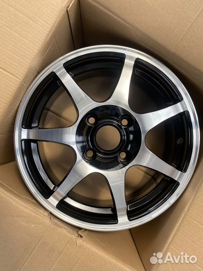 Cross street CR 15 6.0*15 4/114.3 ET40 D67.1 BKF