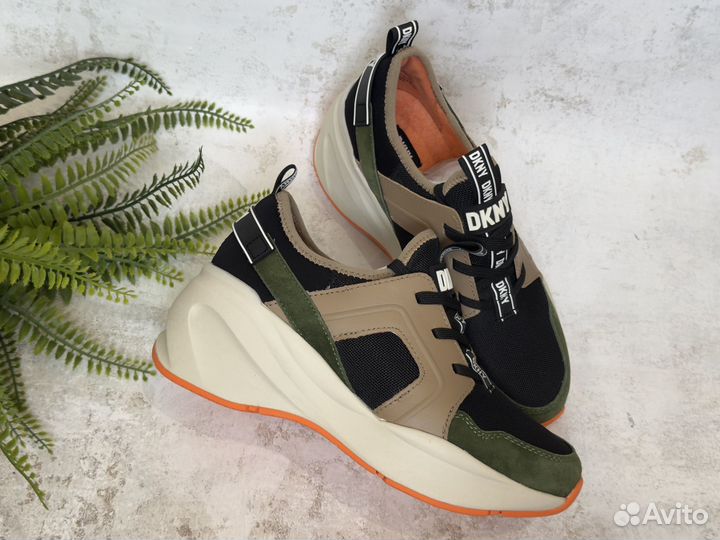 Кроссовки dkny новые