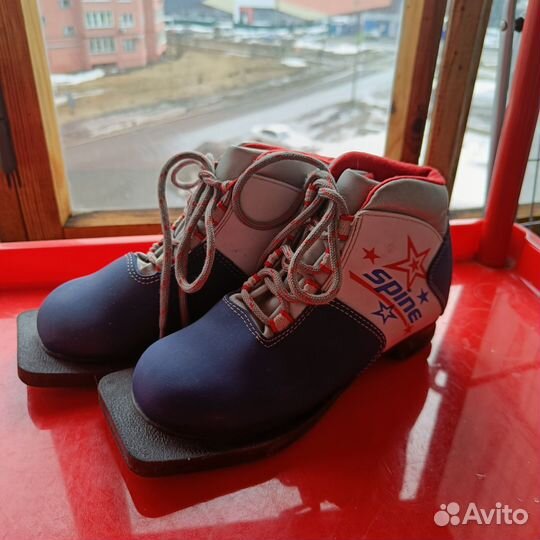 Лыжные ботинки детские 32