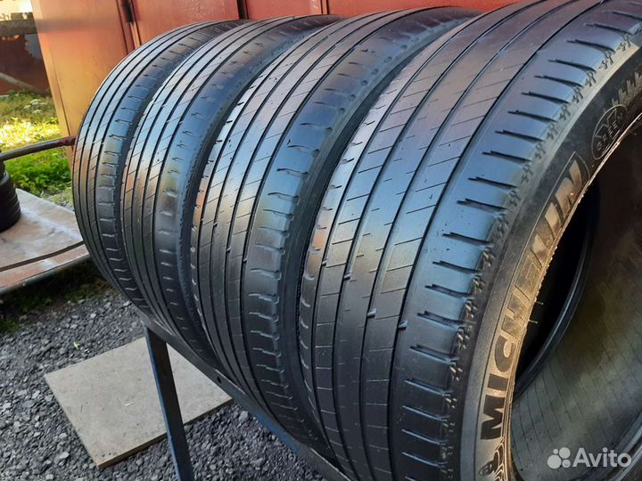 Michelin Latitude Sport 3 235/55 R18 104V