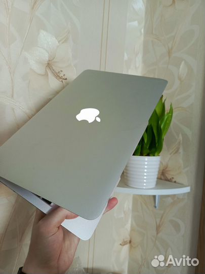 Apple MacBook Air 2011