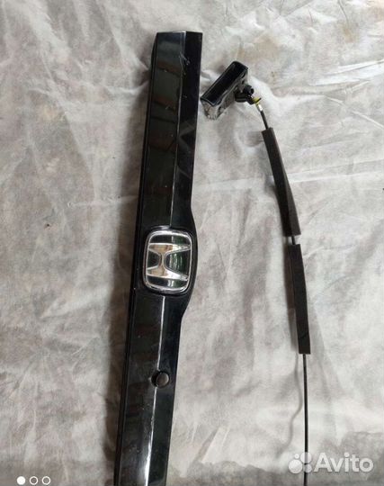 Накладка двери багажника Honda Fit GE