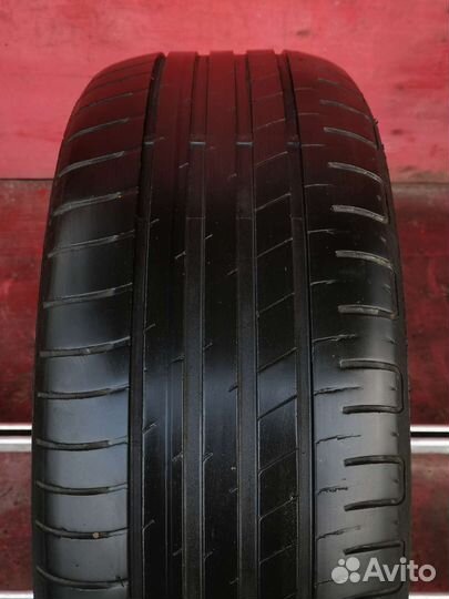 Goodyear EfficientGrip Performance 215/55 R17 98W